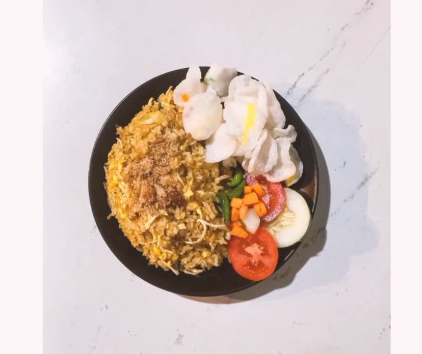 Nasi Goreng Rasa Rawon dan Soto Ayam yang Menggugah Selera
