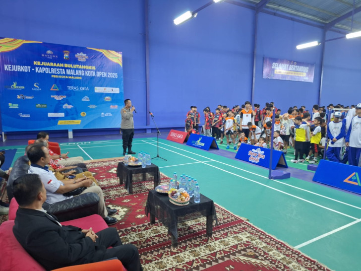 400 Atlet Bulu Tangkis Ikuti Kejurkot Kapolresta Malang Kota Open 2025