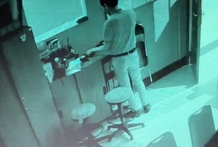 Asisten Supervisor di Malang Curi 4 HP Perusahaan, Aksi Terekam CCTV