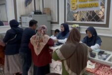 Harga Emas Naik, Warga Malang Ramai Jual Perhiasan