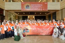 BTPN Syariah Berangkatkan 382 Nasabah dan Karyawan ke Tanah Suci