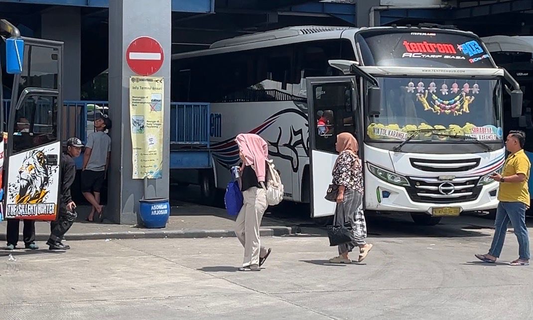 Penumpang Bus di Terminal Arjosari, (19/1/2026) (Roni/ Tagarjatim.id)