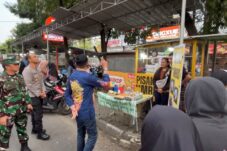 Wali Kota Malang Sidak Pasar Takjil Suhat, Temukan Lapak Ilegal di Atas Trotoar