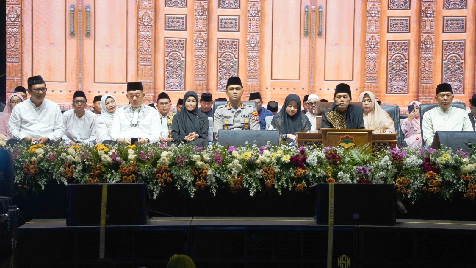 Kapolresta Malang Kota Gelar Doa Bersama Untuk Korban Tragedi Kanjuruhan Bersama Gus Iqdam
