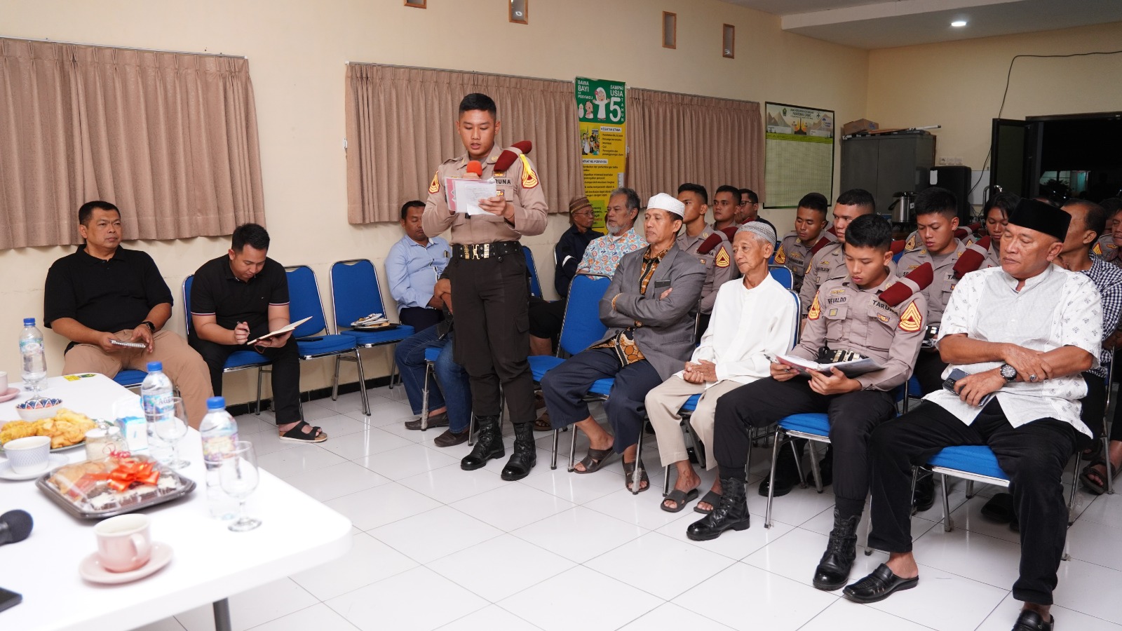 Polresta Malang Kota Tanamkan Nilai Humanis kepada Taruna Akpol melalui Latja di Tengah Masyarakat